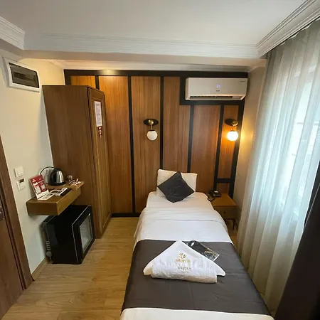 Nuperasuit * 伊斯坦布尔