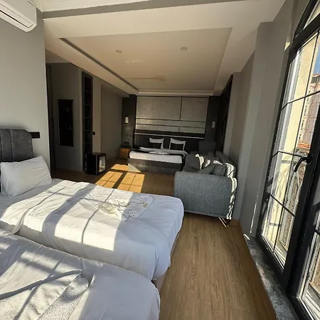 Nuperasuit Aparthotel *