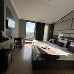 Nuperasuit * Provincia di Istanbul