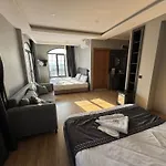 Nuperasuit Aparthotel