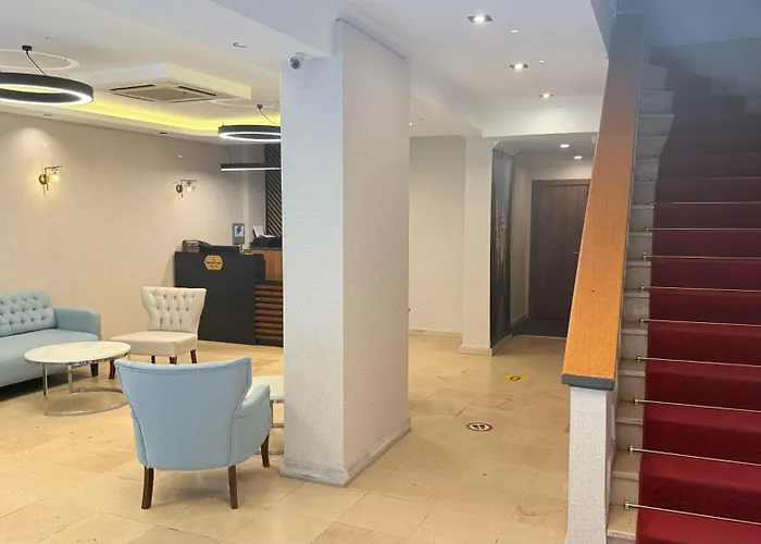 Nuperasuit Aparthotel