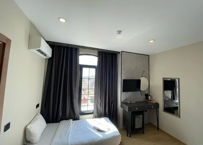 Nuperasuit Aparthotel