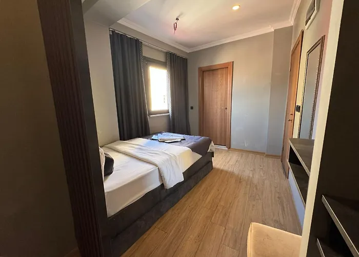 Aparthotel Nuperasuit *